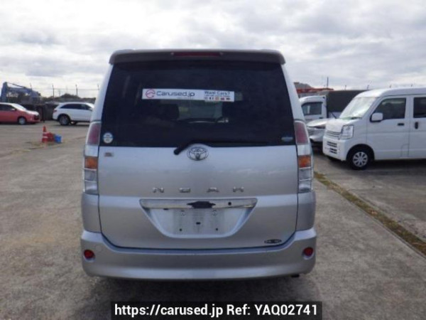 Used 2002 AT toyota noah AZR60G Image[5]
