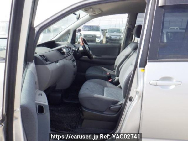 Used 2002 AT toyota noah AZR60G Image[12]