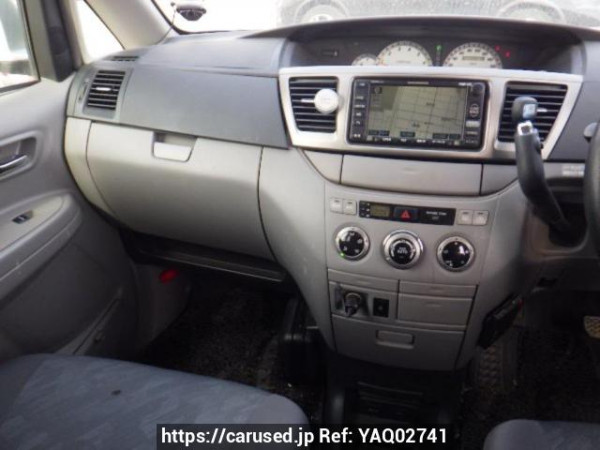 Used 2002 AT toyota noah AZR60G Image[17]