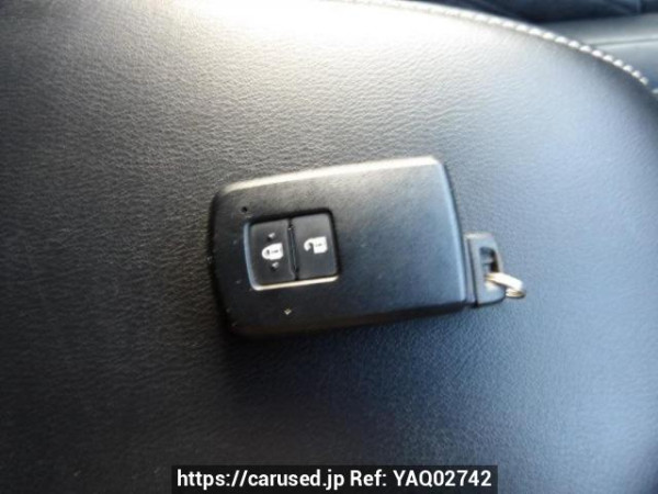 Used 2015 AT toyota harrier ZSU60W Image[25]