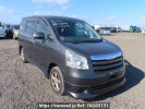 Toyota Noah ZRR70G