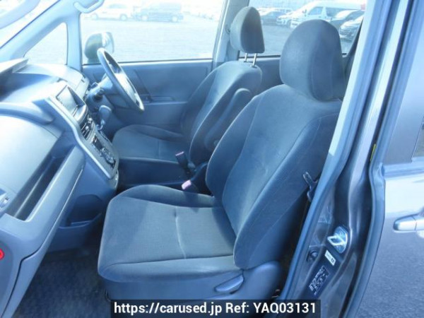 Used 2009 AT toyota noah ZRR70G Image[17]