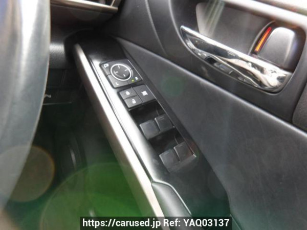 Used 2013 AT lexus is GSE30 Image[18]