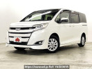 Toyota Noah DBA-ZRR80G