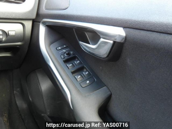 Used 2017 AT volvo v40 MD4204T Image[18]