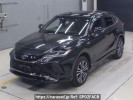 Toyota Harrier PHEV AXUP85