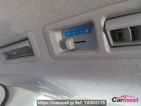 Used 2011 AT toyota hiace-van KDH206 Image[18]
