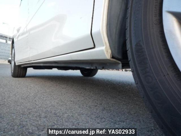 Used 2004 AT toyota alphard ANH10W Image[37]