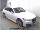 Toyota Crown Hybrid AZSH20