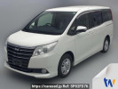 Toyota Noah ZRR80G