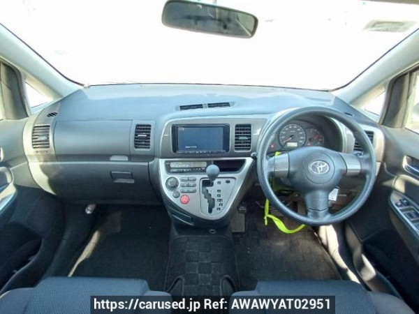 Used 2003 AT toyota wish ZNE10G Image[18]