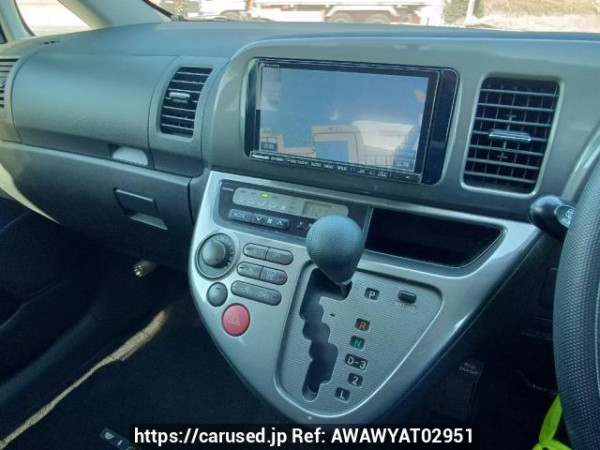 Used 2003 AT toyota wish ZNE10G Image[22]
