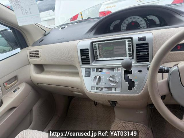 Used 2004 AT toyota raum NCZ20 Image[16]