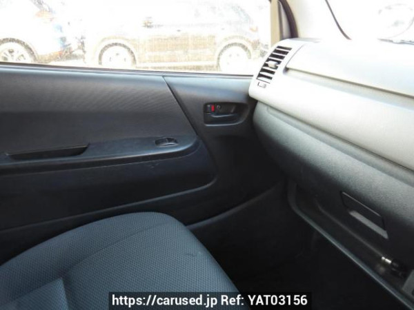 Used 2012 AT toyota regiusace-van TRH200V Image[16]