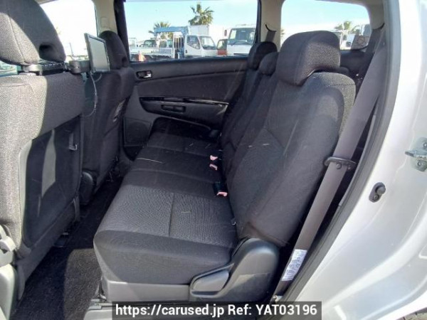 Used 2005 AT toyota wish ZNE10G Image[15]