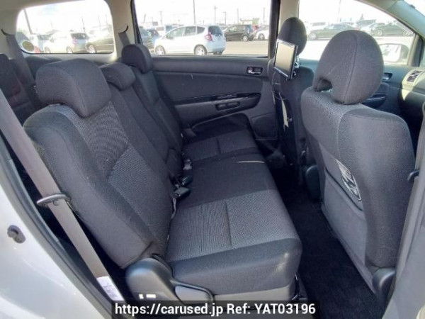 Used 2005 AT toyota wish ZNE10G Image[16]