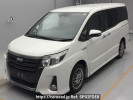 Toyota Noah ZWR80W