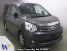 Toyota Noah ZRR70G