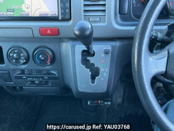 Used 2005 AT toyota hiace-van KDH205V Image[22]