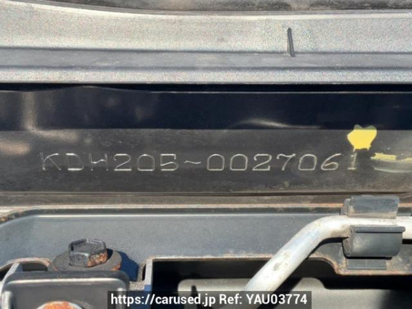 Used 2006 AT toyota regiusace-van KDH205V Image[11]