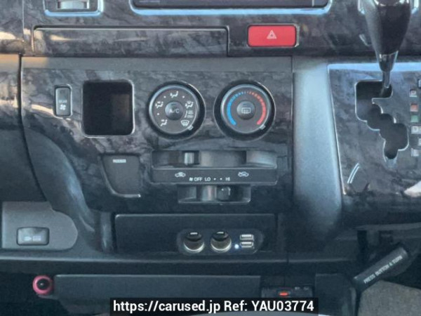 Used 2006 AT toyota regiusace-van KDH205V Image[21]