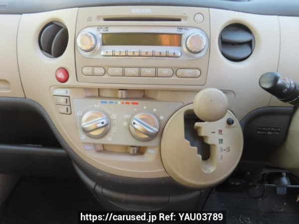 Used 2005 AT toyota sienta NCP81G Image[26]