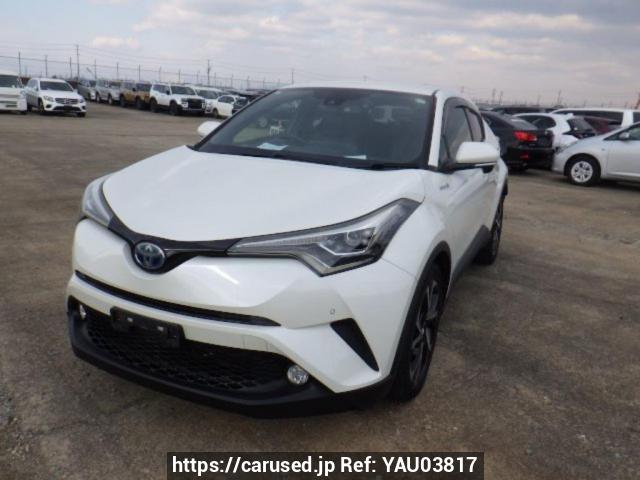 Buy Used 2017 Toyota C-HR ZYX10 (YAU03817) - Carused.jp
