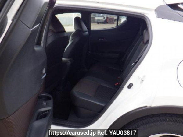 Used 2017 AT toyota c-hr ZYX10 Image[14]