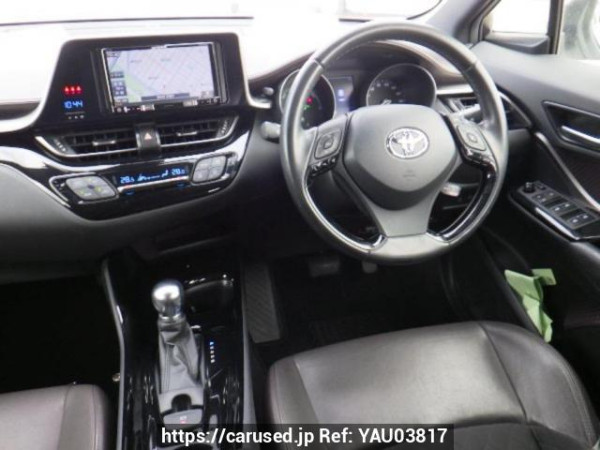 Used 2017 AT toyota c-hr ZYX10 Image[17]