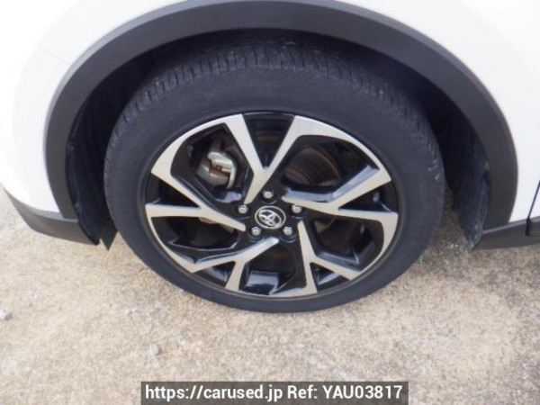 Used 2017 AT toyota c-hr ZYX10 Image[25]