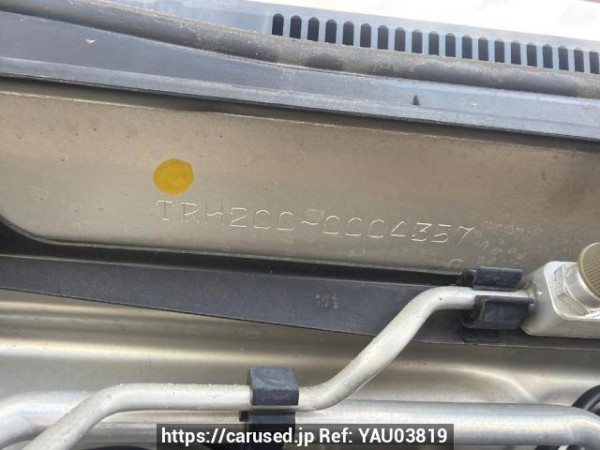 Used 2004 AT toyota hiace-van TRH200K Image[7]