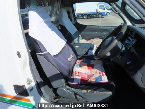 Used 2000 AT toyota hiace-commuter RZH125B Image[19]