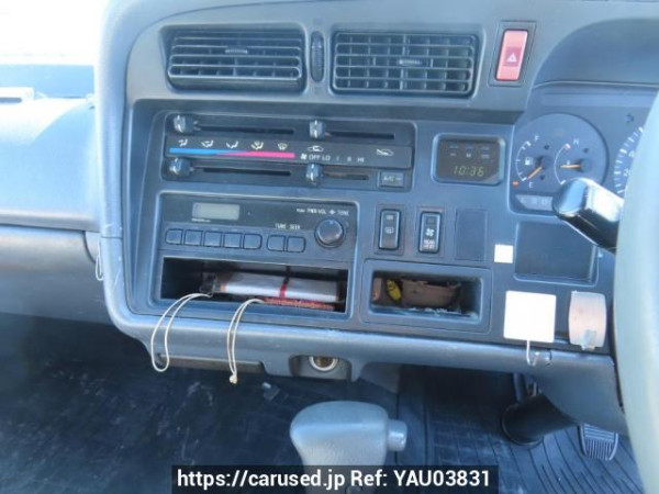 Used 2000 AT toyota hiace-commuter RZH125B Image[32]