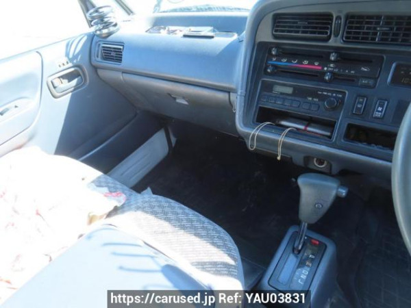 Used 2000 AT toyota hiace-commuter RZH125B Image[35]