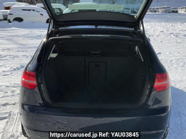 Used 2010 AT audi a3 8PCAX Image[8]