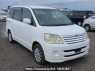 Used 2003 AT toyota noah AZR60G Image[0]