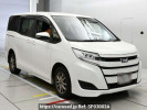 Toyota Noah ZRR85G