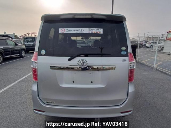 Used 2009 AT toyota noah ZRR70W Image[5]