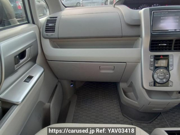 Used 2009 AT toyota noah ZRR70W Image[19]