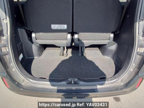 Used 2015 AT toyota noah ZRR80G Image[8]