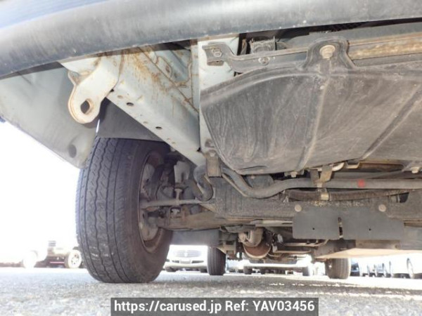 Used 2003 AT toyota regiusace-commuter TRH124B Image[29]