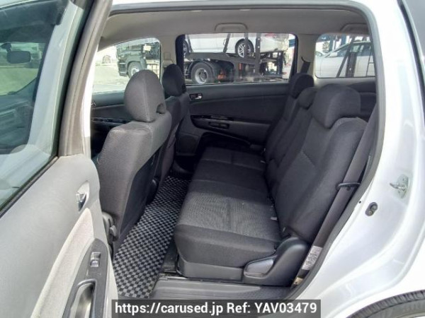 Used 2003 AT toyota wish ZNE10G Image[16]