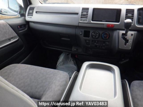 Used 2005 AT toyota hiace-van TRH200V Image[16]