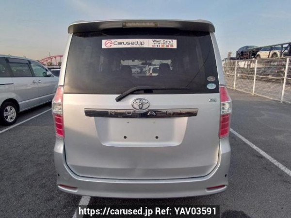 Used 2009 AT toyota noah ZRR70W Image[5]
