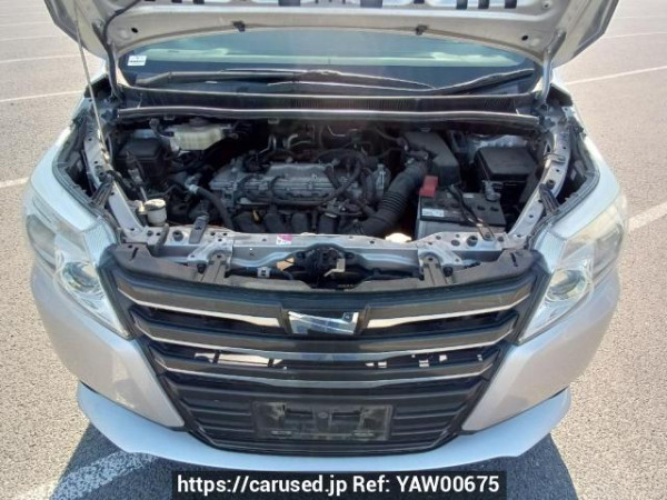 Used 2015 AT toyota noah ZRR80G Image[9]