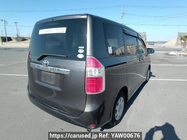 Used 2008 AT toyota noah ZRR70G Image[6]