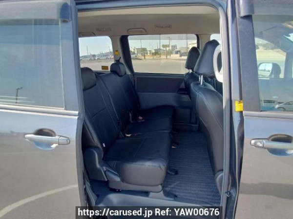 Used 2008 AT toyota noah ZRR70G Image[15]