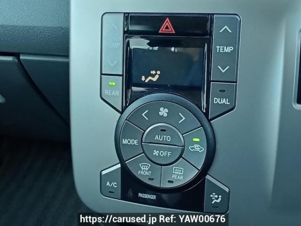 Used 2008 AT toyota noah ZRR70G Image[24]