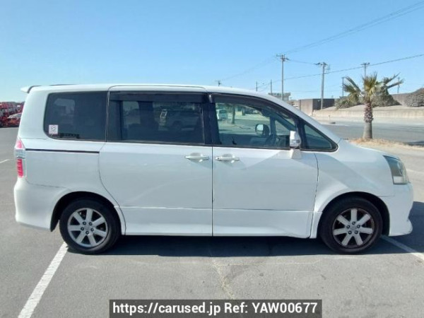 Used 2009 AT toyota noah ZRR70W Image[7]