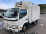 Used 2010 MT toyota dyna-truck XZU508 Image[0]